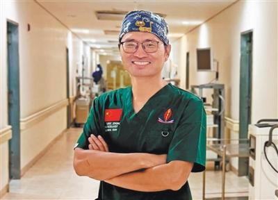 容新策略 援外医生张军桥救人牺牲，骨灰已回到祖国