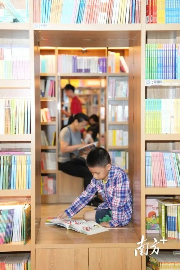天津配资大本营 当南国书香节遇见侨都——翻开江门这本“书”，页页皆书香